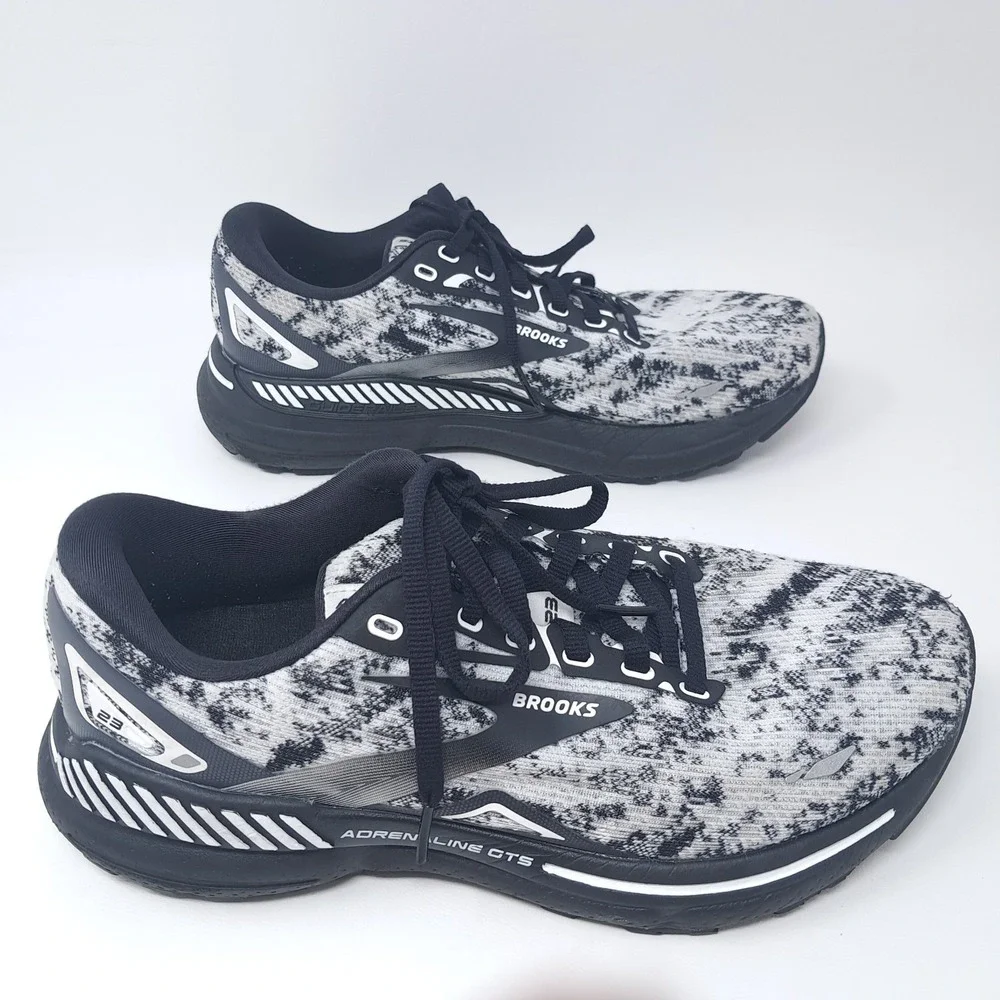Brooks Adrenaline GTS 23 Women's Size 8 Running Shoes White Grey Black 120381